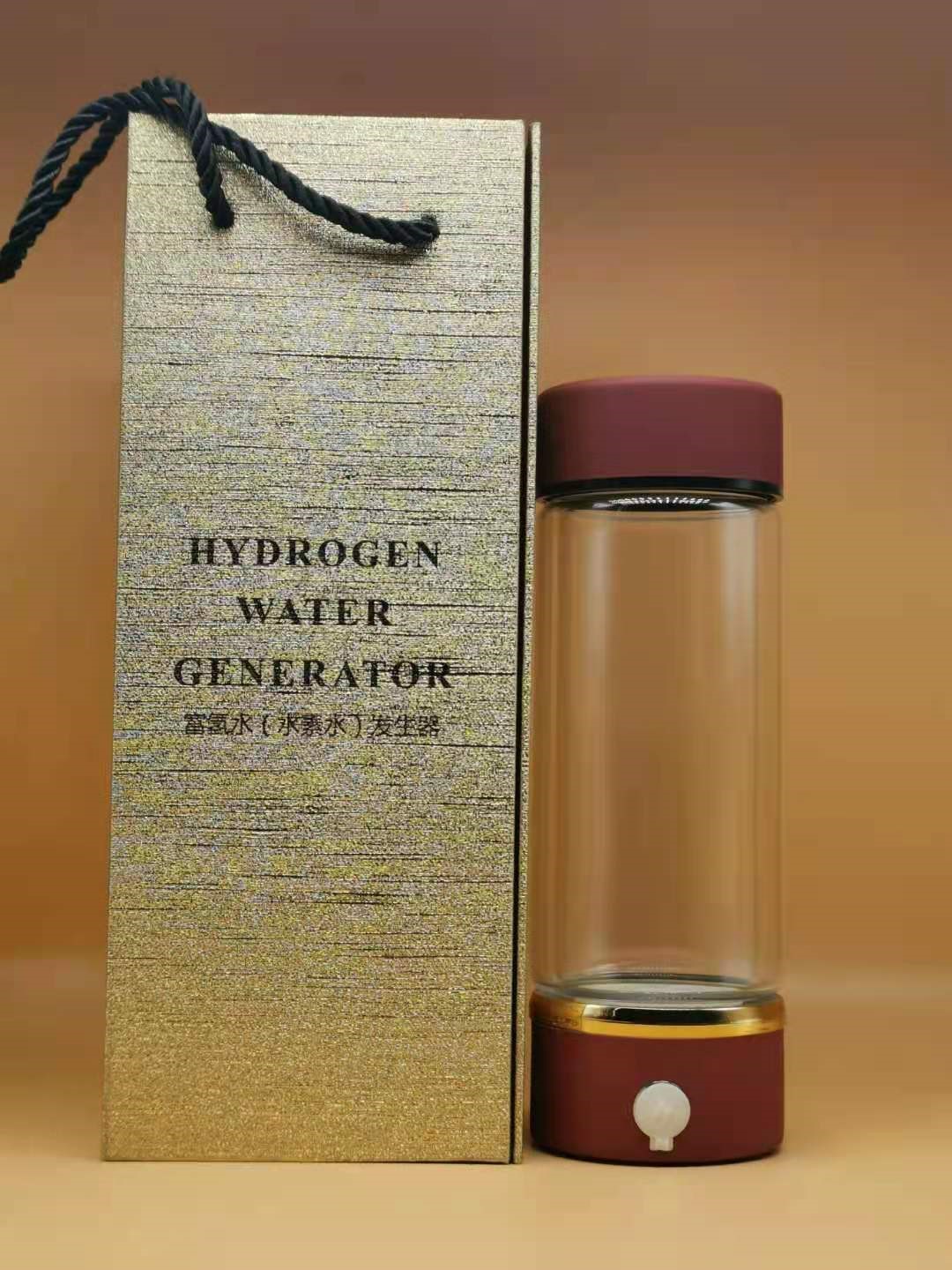 إحاطة زجاجة مياه الهيدروجين الصحية بالتفاصيل